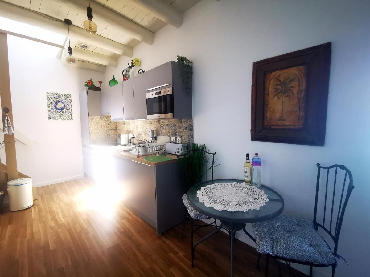 Charming Portuguese Style Apartment, For Rent "Vida A Portuguesa", "Amendoa Or Limao" Alojamento Local Portimão Dış mekan fotoğraf